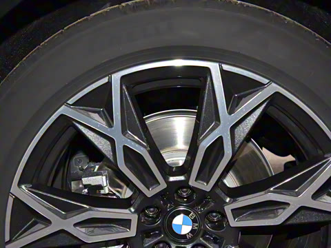 2026�� 735Li ������װ