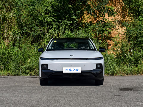 2027�� 590������