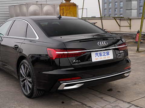 2026�� 55 TFSI quattro ����������