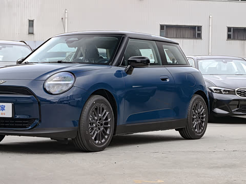 2026�� 466km COOPER E ������