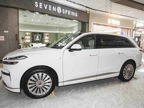 2025�� Pro ������