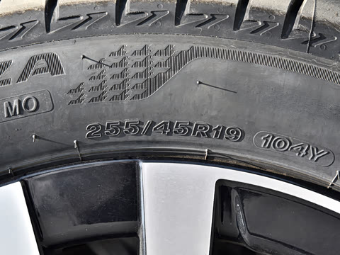 2026�� S 400 L ������