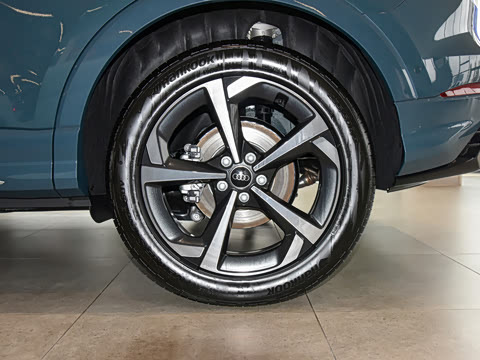 2025�� quattro 45�����ذ� 35TFSI  ��ȡ������