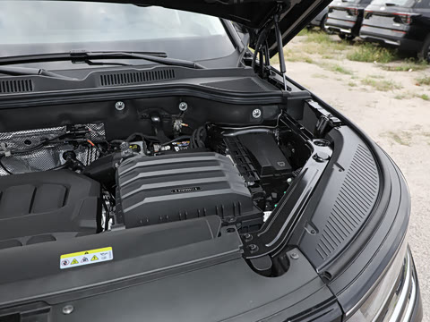 2025��  330TSI ����Ѳ�� ������