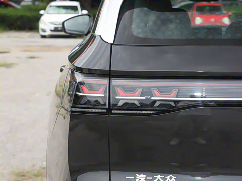 2025��  330TSI ����Ѳ�� ������