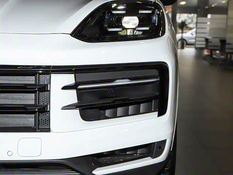 2026�� Cayenne Coup�� 3.0T