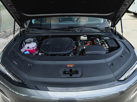2025�� 130km EM-i ������