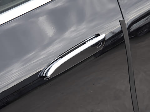 2025�� EQS 680 ���ݰ�