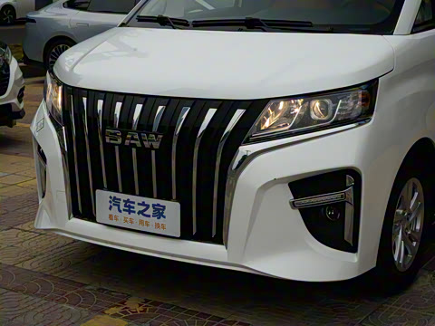 2025�� 2.0L CNG�м�Ӫ�����ʰ� 7��