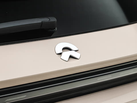 2025�� 100kWh Touring