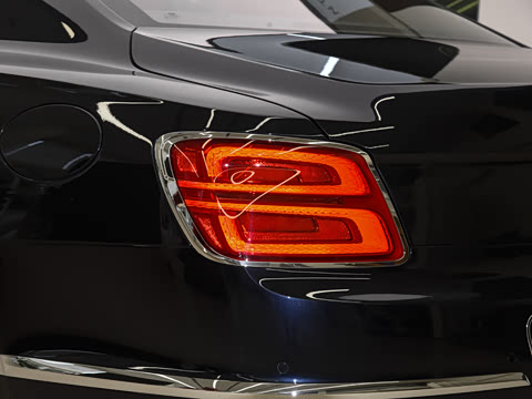 2026�� 4.0T V8 ��׼��