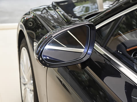 2026�� 4.0T V8 ��׼��