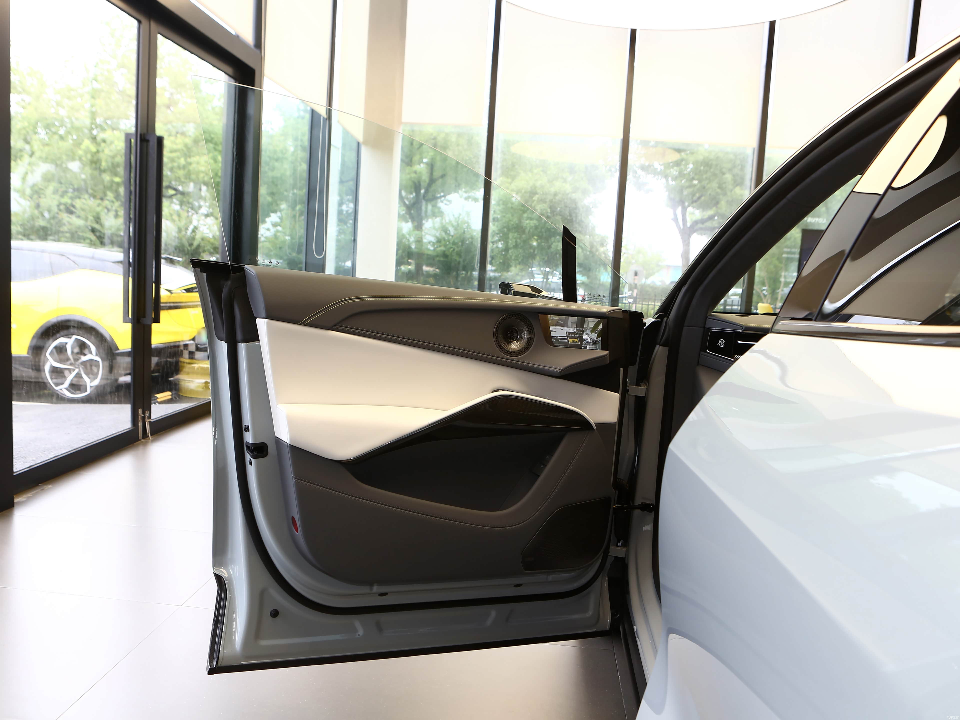 Lotus Eletre, миниатюра 24