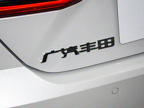 2026�� ˫�� 2.0HS �˶���