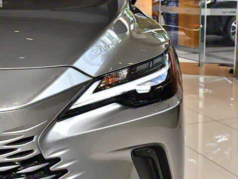 2026�� 350h ����������