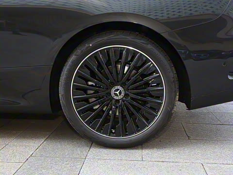 2026�� CLE 300 4MATIC �����ͽ��ܳ�