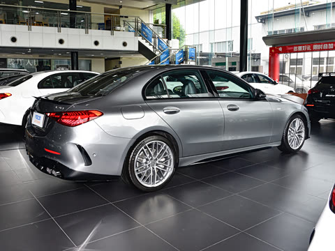 2026�� AMG C 43 4MATIC