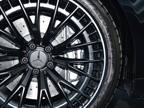 2026�� AMG CLE 53 4MATIC+ ������ܳ�