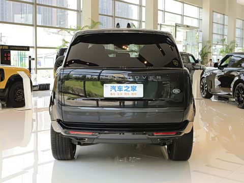2026�� 3.0 L6 360PS SE�����