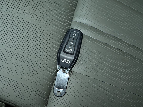 2026�� 2.0T quattro ������	