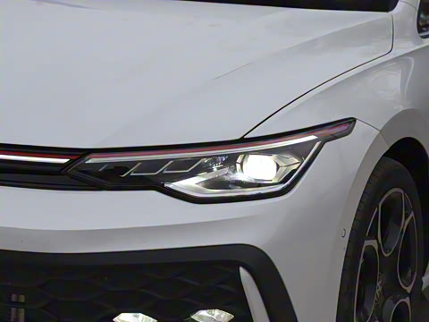 2026�� 380TSI DSG GTI