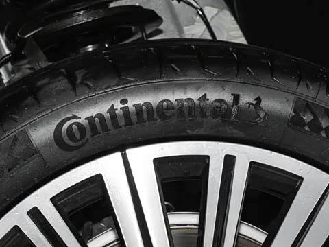 2025�� 180 ��������Ultra���� 7��