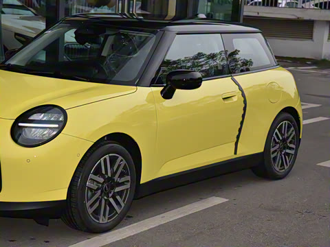 2025�� �Ŀ� 466km COOPER E ������