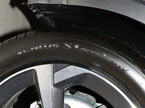 2025�� quattro 45�����ذ� 35TFSI  ��ȡ������