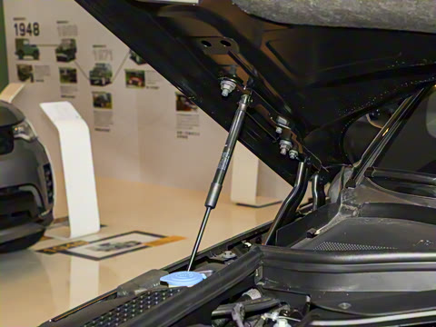 2025�� 400PS Dynamic SE