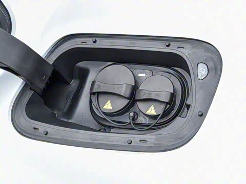 2026�� �ȷ�quattro��