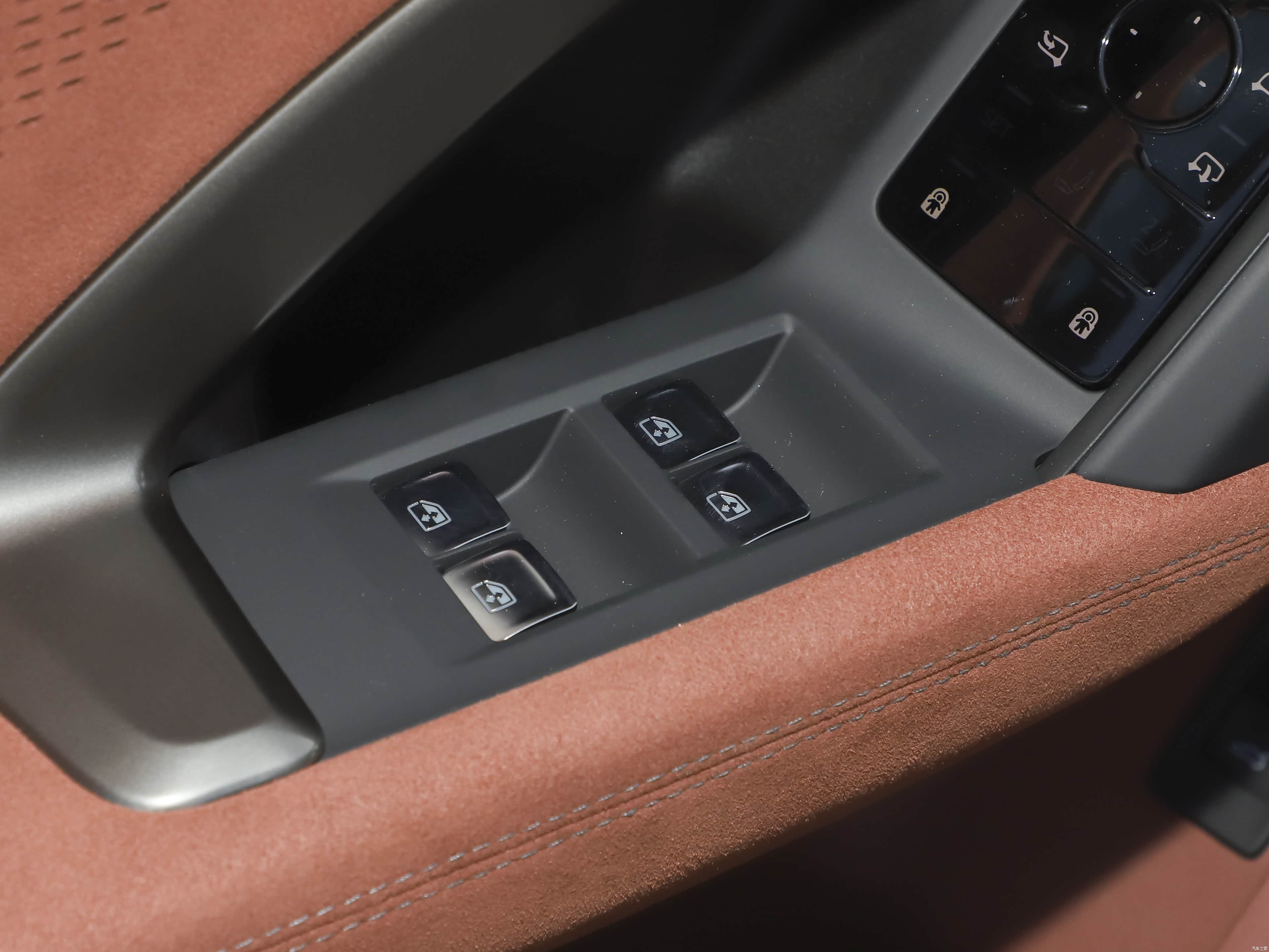 Audi Q5L, миниатюра 26