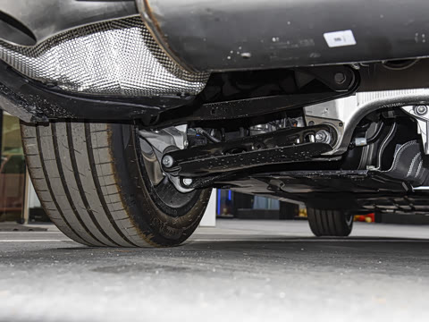 2026�� 525Li M�˶���װ