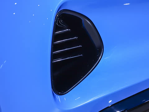 2025�� 2.0T DCT Turbo SE
