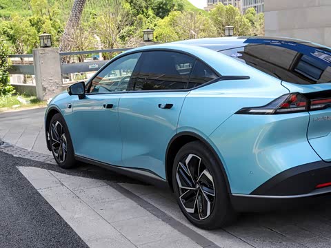 2026�� 550Ultra��ΪǬ��ADS SE��