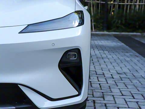 2026�� 240Ultra��ΪǬ��ADS SE��