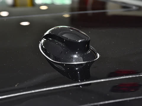 2025�� �Ŀ�  2.0T PHEV ����200��������� 6��