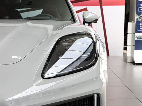 2026�� Panamera ������ 2.9T