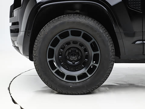 2026�� 110 OCTA BLACK