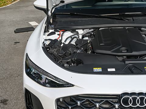 2026�� 2.0T quattro ������
