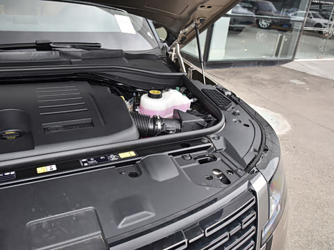 2026�� 3.0 L6 400PS HSE�����