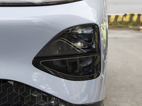 2026�� ���� 1704 Max