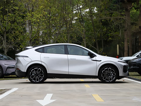 2026�� ���� 1704 Max