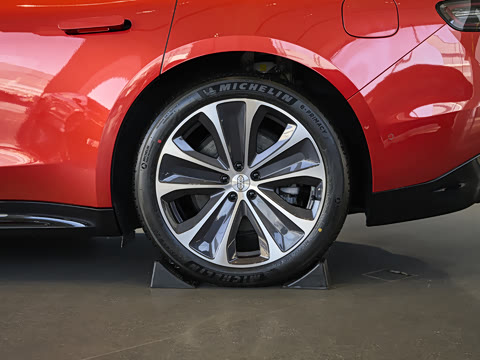 2026�� Max+ (896�߼����״