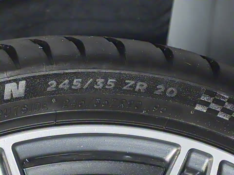 2025�� AMG C 43 4MATIC