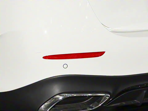 2025�� �Ŀ� E 260 �˶���