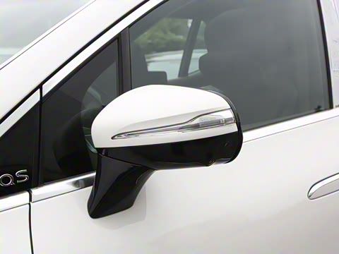 2025�� EQS 680 ���ݰ�