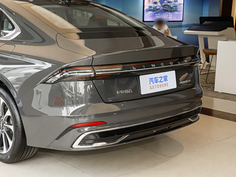 2025�� 2.0T ���а�