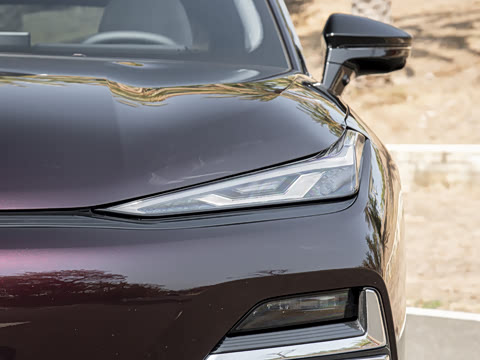 2026�� 225km EM-i Զ�����ǺӰ�