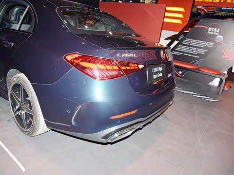 2026�� C 260 L �ҹ�˶���