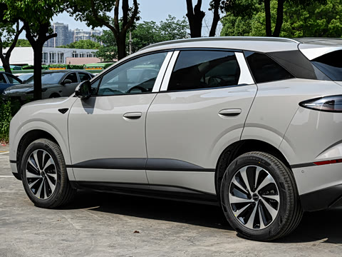 2026�� EV  605�캽��